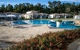 Limone Beach Resort